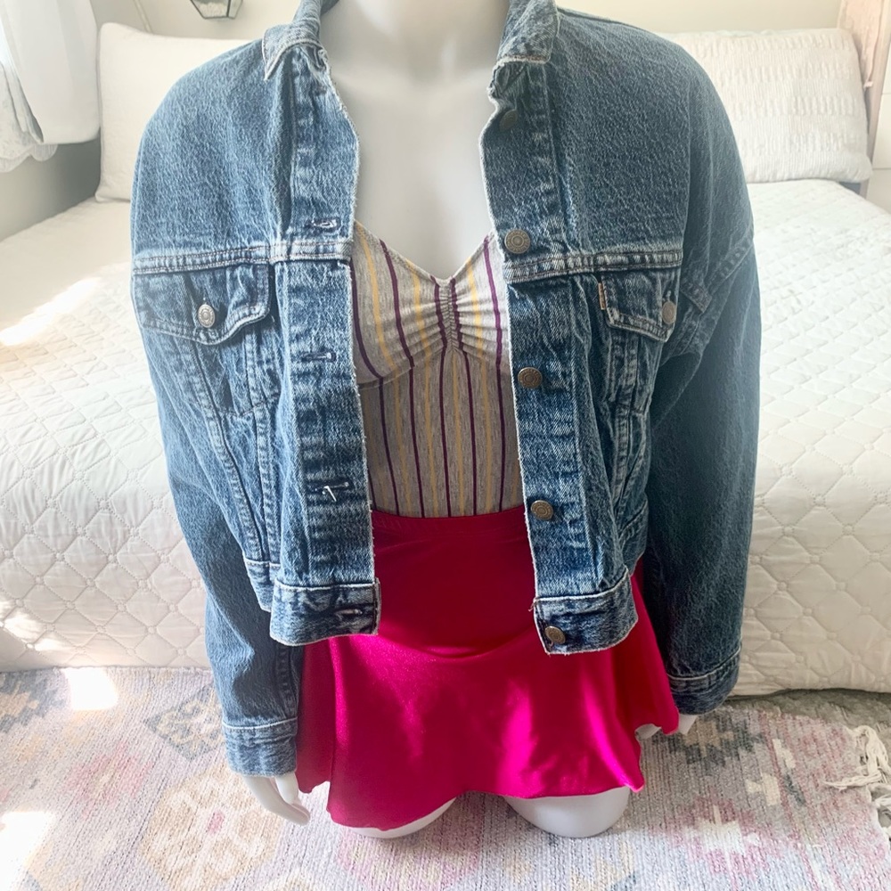 Levi’s vintage cropped acid wash denim jacket